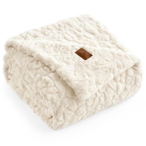 Cozy Bliss Faux Fur Throw Blanket for Couch, Fuzzy Soft Plush Thick Warm Fluffy Reversible Wave Textured Blanket for Sofa Bedroom Living Room, 55 * 70 Inches Cream White